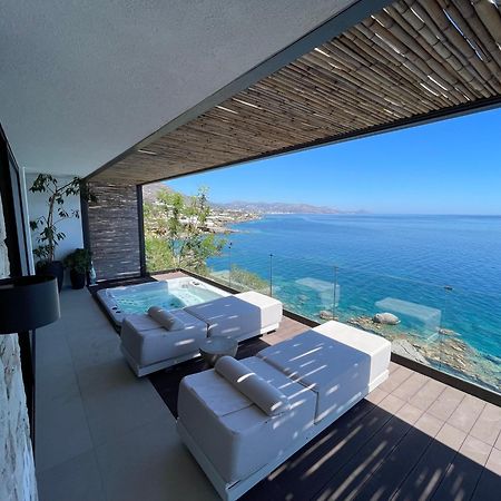 Mystique Luxury Suite 아클리아 외부 사진