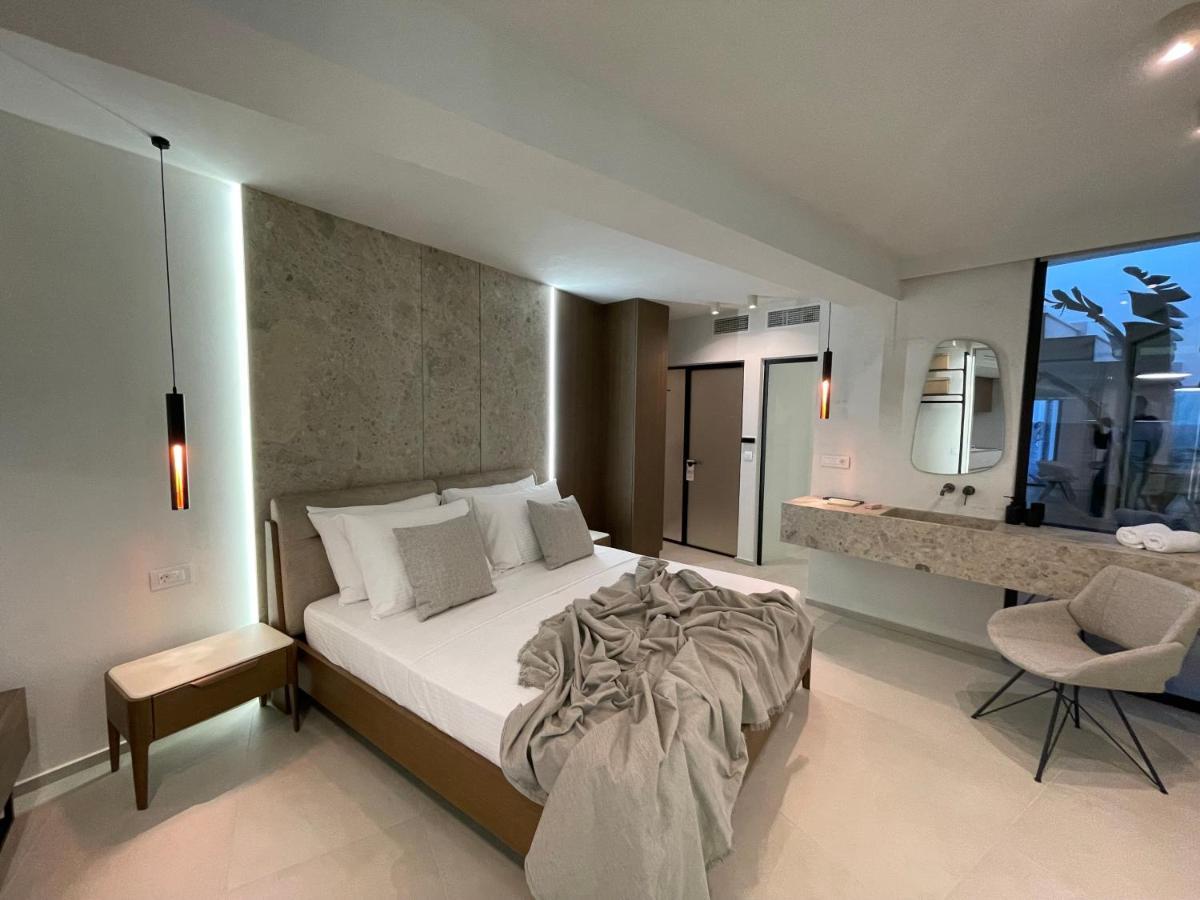 Mystique Luxury Suite 아클리아 외부 사진