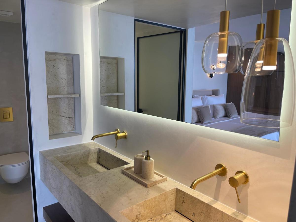 Mystique Luxury Suite 아클리아 외부 사진