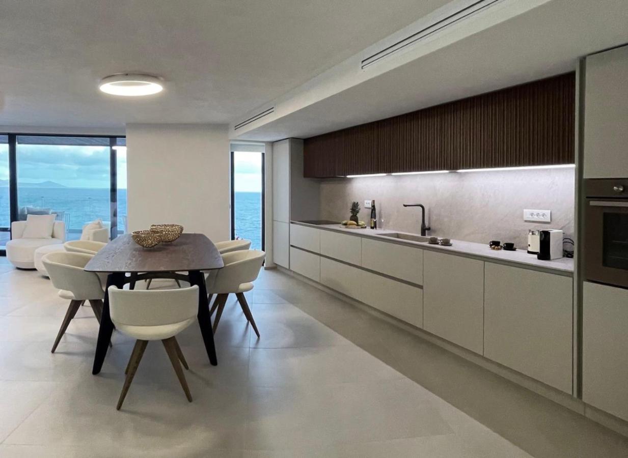 Mystique Luxury Suite 아클리아 외부 사진